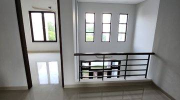 Gambar 4 DIJUAL RUMAH CANTIK LIKE NEW!! •ROYAL RESIDENCE•