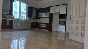 Gambar 4 RUMAH MEWAH 2 LANTAI FULL FURNISHED. RAYA KERTAJAYA INDAH SURABAYA TIMUR