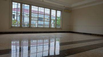 Gambar 5 RUMAH MEWAH 2 LANTAI FULL FURNISHED. RAYA KERTAJAYA INDAH SURABAYA TIMUR