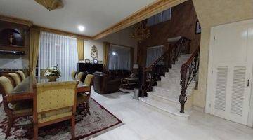 Gambar 2 Dijual Rumah Mewah Di Seberang Mal Kota Wisata, Harga Murah!