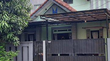 Gambar 1 Rumah 2 Lantai di Graha Raya Cluster Anggrek Loka