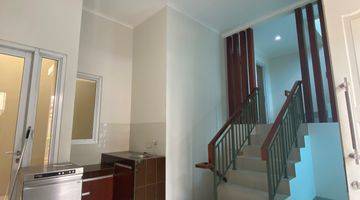 Gambar 4 Rumah di Gading Serpong Samara Village 3 Lantai