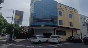 Gambar 1 Prime Commersial Building for Premium Bussiness in Kuta