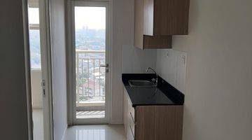 Gambar 1 Disewakan Apartemen Madison Park Baru Semi Furnished