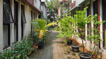 Gambar 2 Townhouse Semi Furnished, Murah di Fatmawati, Jakarta Selatan