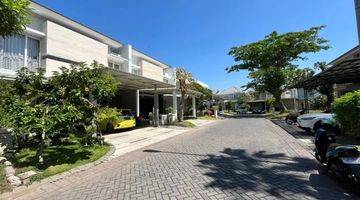 Gambar 1 Rumah Murah Langka Furnish Palm Beach Malibu Pakuwon City