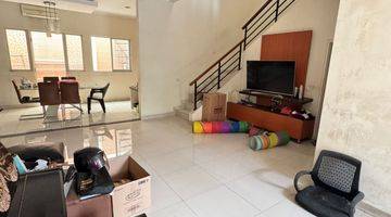 Gambar 2 Rumah 2 Lt Siap Huni di Cluster Jasmine Gading Serpong Tangerang