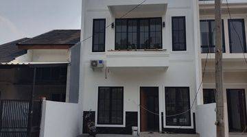 Gambar 1 Rumah Depan Taman 2 Menit Ke Pintu Tol