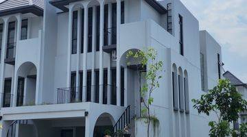 Gambar 1 Jual Rumah 3 Lantai Cluster Aester Greenwich