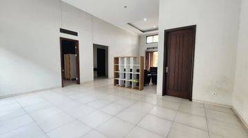 Gambar 1 For Rent Rumah Nyaman di Kota Baru Parahyangan