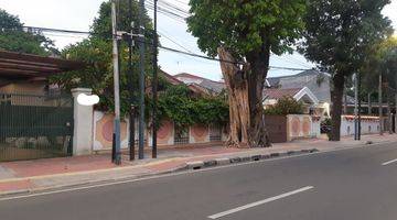 Gambar 1 Rumah strategis Depan Jalan Raya di daerah Pulomas