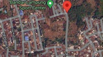 Gambar 5 Tanah dan bangunan ex pabrik di Jalan Jati 40000 SHM m²