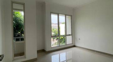 Gambar 5 Dijual Cepat Rumah 2lt Unfurnish Cluster Edison Gading Serpong