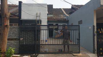 Gambar 3 Rumah 2 Lantai Sudah Renovasi Unfurnished SHM di Duren Village, Tangerang