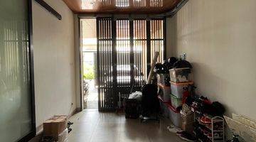 Gambar 4 Rumah Mewah Full Furnish Dengan Kolam Renang Pribadi Di Jalan Gito Gati Sleman Dekat Sch Mall. 30 Meter Dari Jalan Utama Gito Gati Rumah Furnished Bagus SHM - Sertifikat Hak Milik di Ngaglik