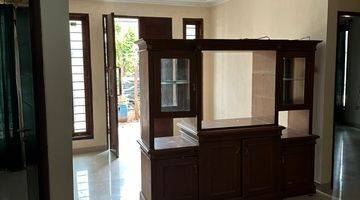 Gambar 3 Rumah 2 Lantai di Bekasi Selatan. Semi Furnished