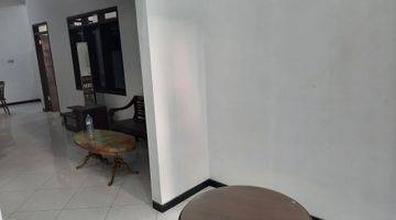 Gambar 3 Rumah Bagus Sekali Semi Furnished SHM di Wisma Kedung Asem Indah, Surabaya