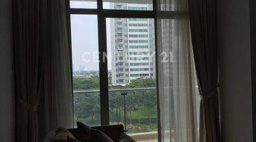 Gambar 3 APARTEMEN ESSENCE DARMAWANGSA  PRIVATE LIFT 3BR FURNISHED CANTIK