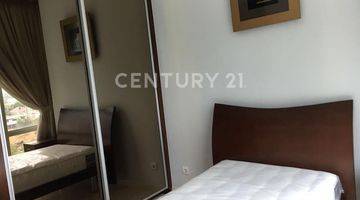 Gambar 5 APARTEMEN ESSENCE DARMAWANGSA  PRIVATE LIFT 3BR FURNISHED CANTIK