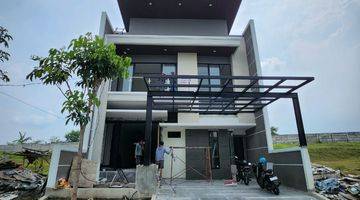 Gambar 1 Rumah Premium Woodland Citraland