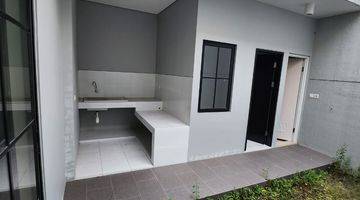 Gambar 5 Rumah 1M An Baru Modern Dengan Private Clubhouse Oakwood Citraland