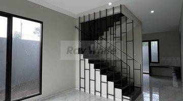 Gambar 4 villa taman dayu 1M an baru gress modern