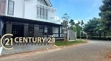 Gambar 1 Rumah di Discovery bintaro sektor 9 Kolam Renang siap huni.5474