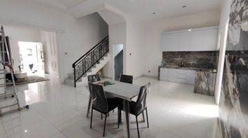 Gambar 5 Dijual Rumah Mewah American Modern Di Meruya Jakarta Barat