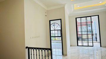 Gambar 3 Dijual rumah mewah model moderan komplek greenville jakarta barat