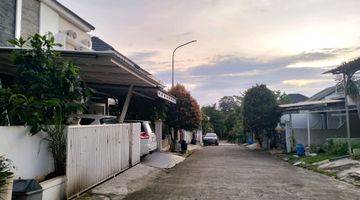 Gambar 1 Rumah 2 Lantai 3 Kamar Tidur Siap Huni Cluster Acacia Grand Depok