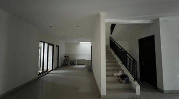 Gambar 2 Di Jual Rumah 2 Lantai Minimalis Modern Sumarecon, Bandung