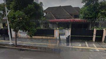 Gambar 1 Rumah Jual Cepat Hitung Tanah Lokasi Prime Menteng, Jakarta Pusat