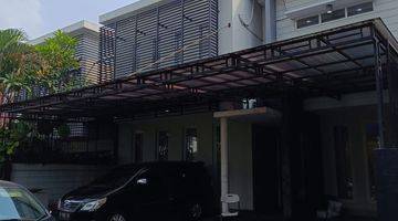 Gambar 1 Rumah siap huni dalam townhouse di area Pondok Labu