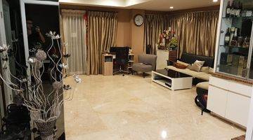 Gambar 5 Apartmen Royal Mediterania Garden 3BR central park lokasi terbaik