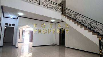 Gambar 3 For Rent Rumah 2 Lantai Cipete Jakarta Selatan