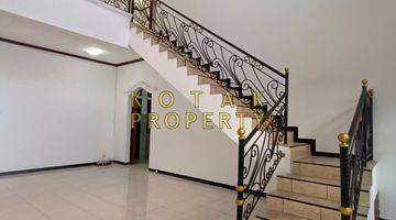 Gambar 4 For Rent Rumah 2 Lantai Cipete Jakarta Selatan