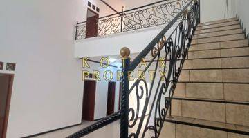 Gambar 5 For Rent Rumah 2 Lantai Cipete Jakarta Selatan