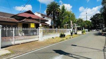 Gambar 1 FOR SALE | Rumah di Menteng - 2 Lantai SHM Marmer Full Furnished