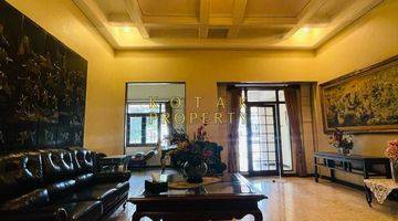 Gambar 4 FOR SALE | Rumah di Menteng - 2 Lantai SHM Marmer Full Furnished