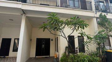 Gambar 1 Di Sewakan Rumah Di Lenteng Agung - Modern House & Semi Furnished