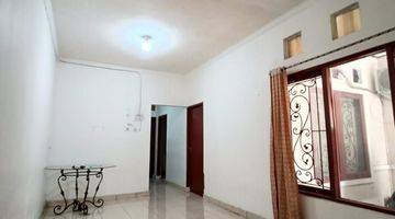 Gambar 3 For Rent At Pejaten Prime Area Minimalist Modern House 