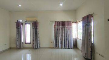 Gambar 3 Rumah Idaman Lingkungan Nyaman 2 Lantai Semi Furnished Di Singgasana Pradana