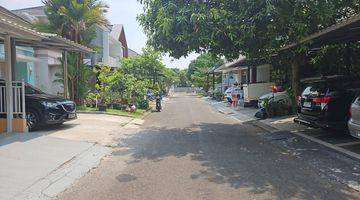 Gambar 1 Dijual Rumah Bagus Unfurnished Murah SHM Dekat Living World Alsut