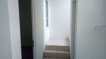 Gambar 2 Rumah Megah Minimalis 2 Lantai Kota Wisata Lt 160 Lb 200 Nego