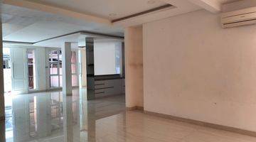 ruang keluarga dijual rumah siap huni di
