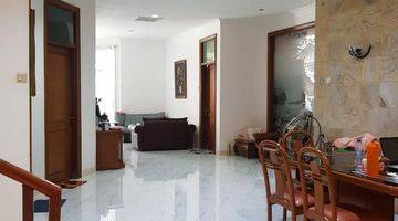 ruang makan rumah gading kirana sudah renov