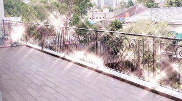 foto lainnya rumah  mewah menteng   ada kolam
