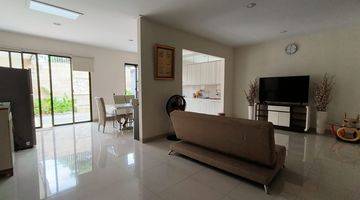 Gambar 1 Rumah Bagus 2 Lantai Semi Furnished di Allevare, Tangerang