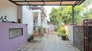 garasi/carport rumah renovasi di komplek billymoon