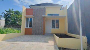 tampak depan rumah cluster minimalis di bojong